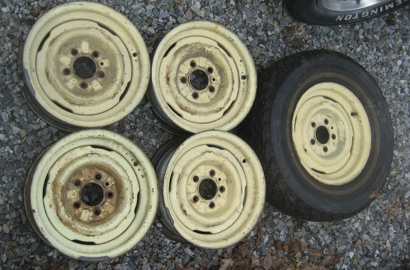 Attached picture 67 Hemi Wheels Yellow 5.jpg
